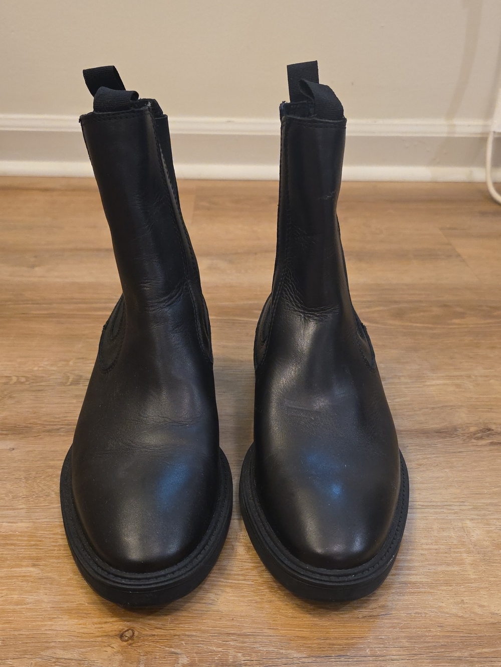 Women's Black Chelsea Ankle Boots - Sleek Pull-On Booties